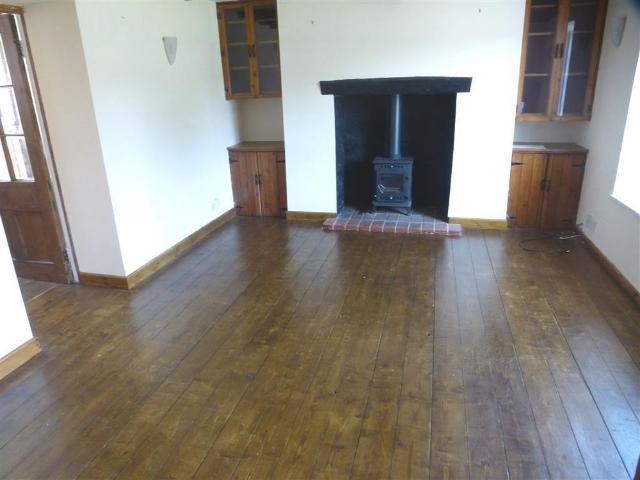 House for rent in Deanshanger