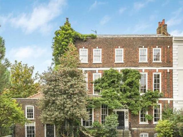 House for sale in Richmond Hill, Deepcut