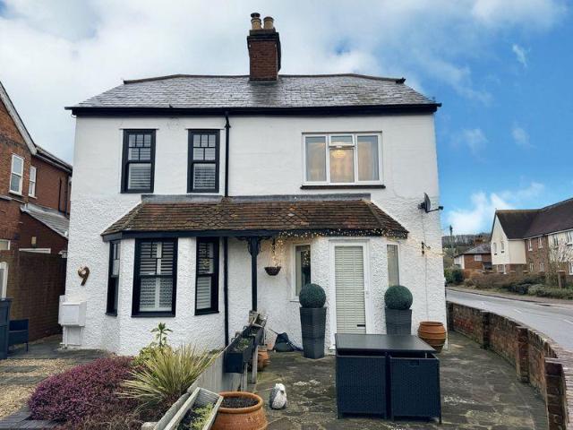 House for rent in Berghers Hill, Wooburn Green