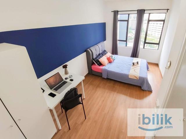 Room for rent in Petaling, Alam Impian
