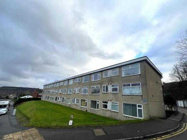 House for sale in Meadowhead, South Yorkshire
