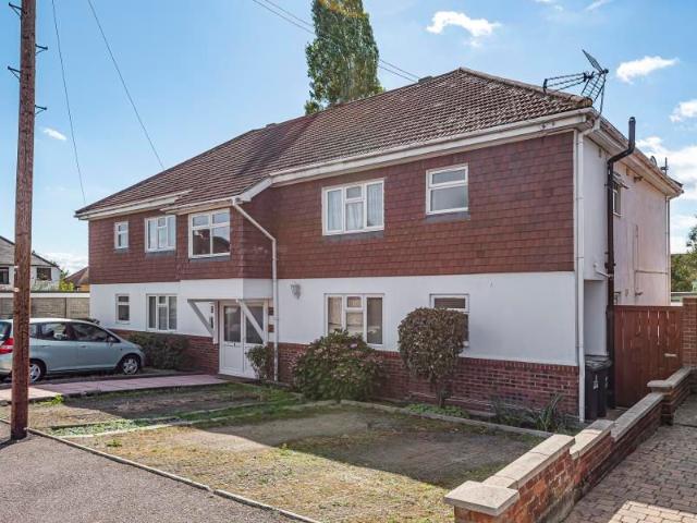 Apartment for rent in Moneyhill, Batchworth