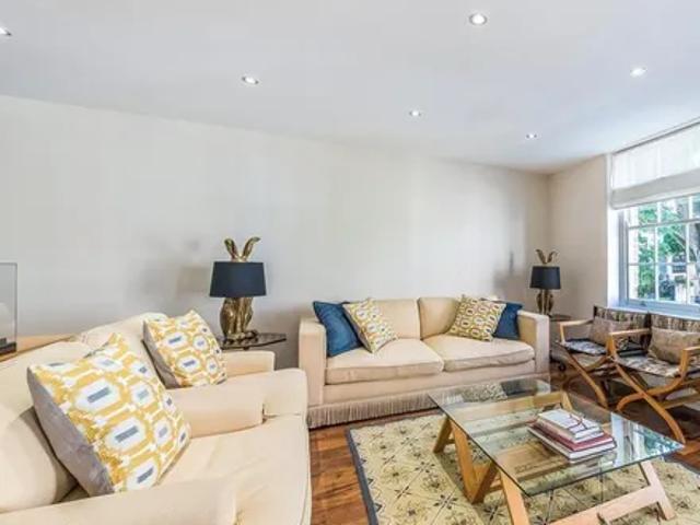 House for rent in Belgravia, Greater London