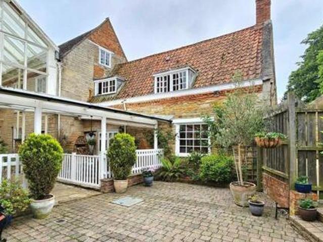 House for sale in Lyons, Greater London