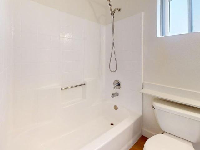 Apartment for rent in Canoga Park, California