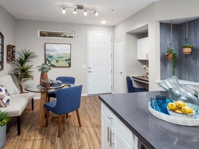 Apartment for rent in Ontario