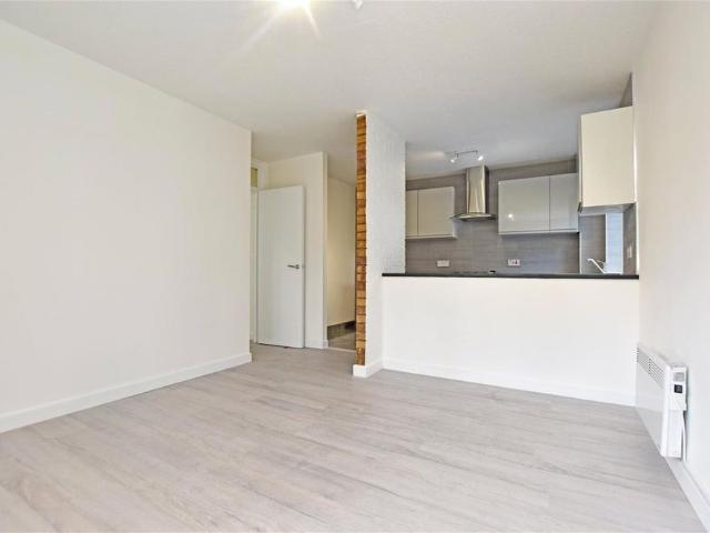 Apartment for rent in London Borough of Hounslow, Spring Grove