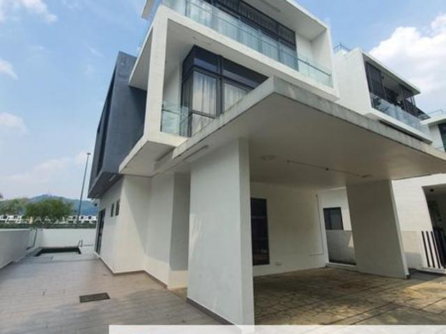 House for sale in Country Heights Damansara, Kuala Lumpur