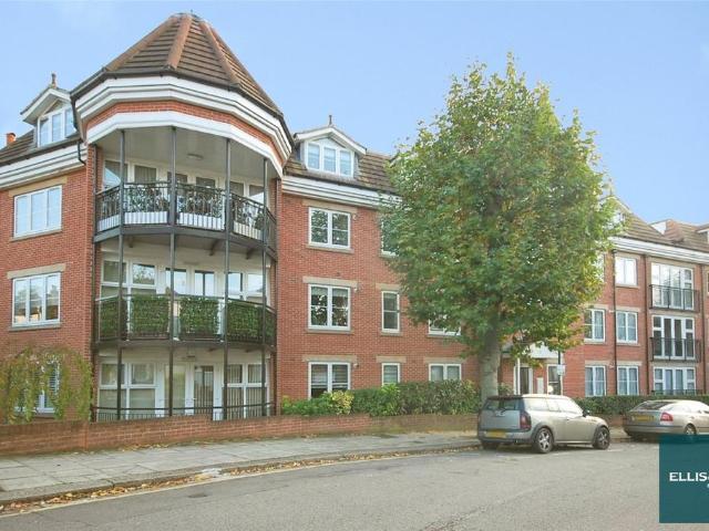 Apartment for rent in London Borough of Barnet, Greater London