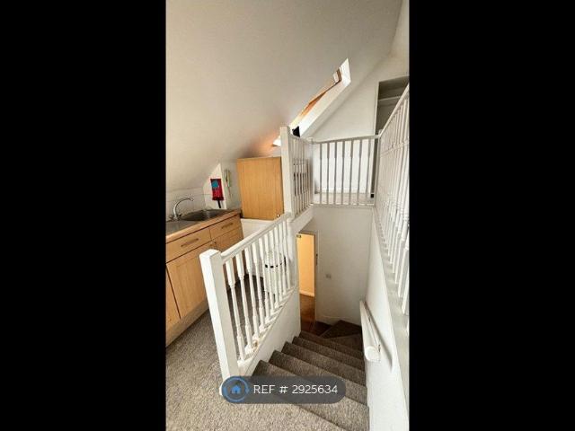 Studio for rent in Church End, Greater London