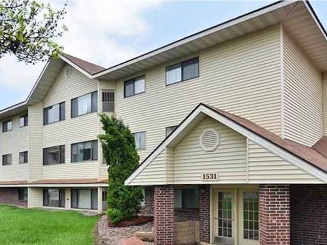 Apartment for rent in Majestic Pines, White Bear Lake