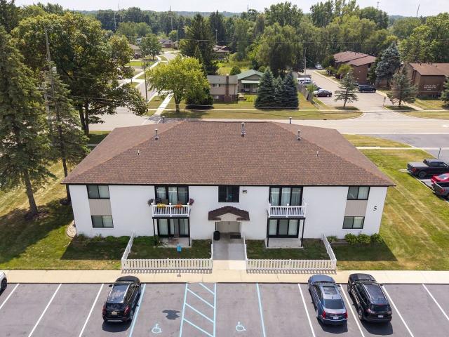 Apartment for rent in Fenton, Michigan