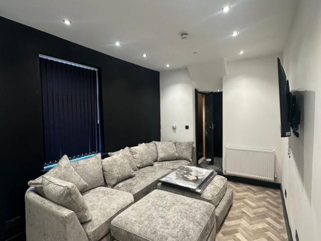 House for rent in Nangreaves, Wales