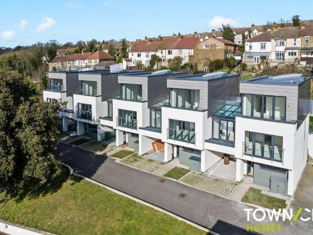 House for rent in Luton, Chatham
