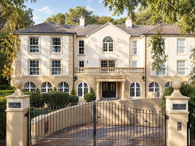 Apartment for rent in Canford Cliffs, Poole