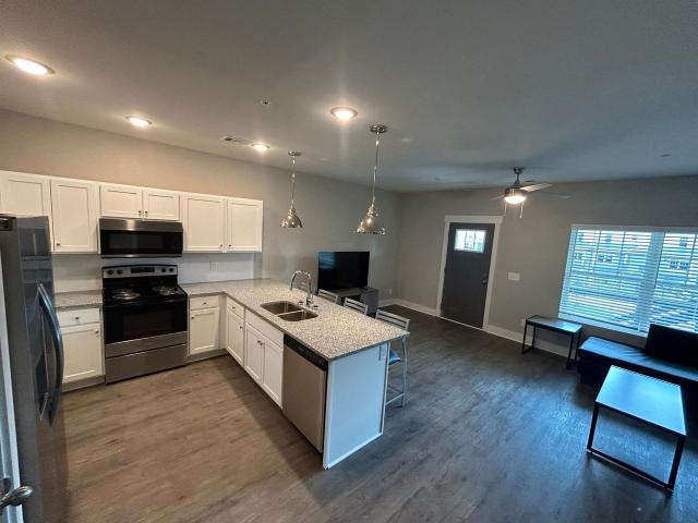 Apartment for rent in Oak Crest, Winston-Salem