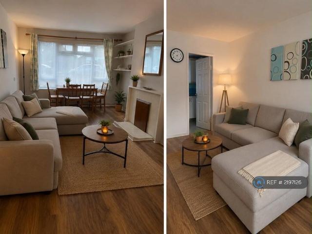 House for rent in Cockfosters, Greater London
