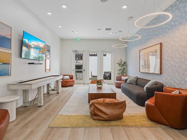 Apartment for rent in Fountain Valley, California