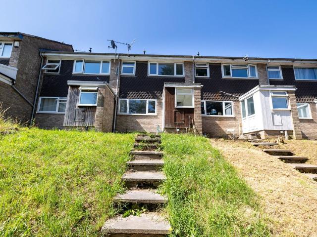 House for rent in The Hawthorns, Falcon Lodge