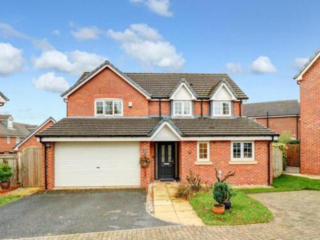 House for sale in Higher Bartle, Lancashire