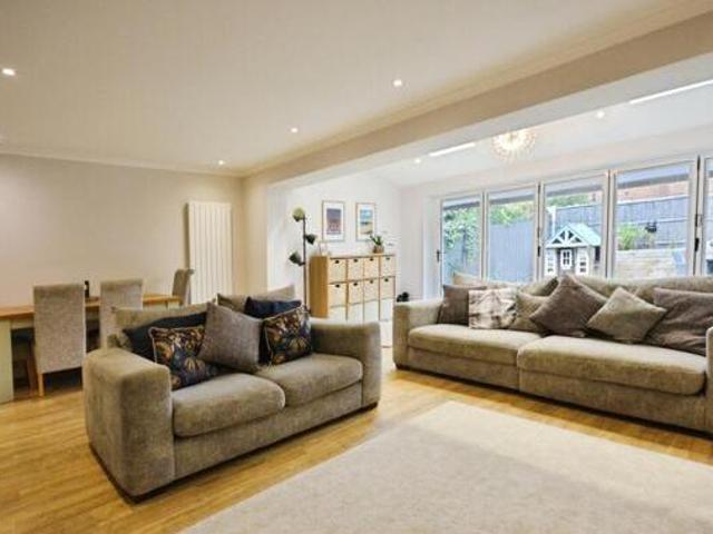 House for sale in Kings Hill, East Hertfordshire