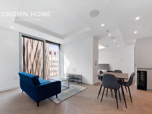 Studio for rent in Aldgate, Lyons