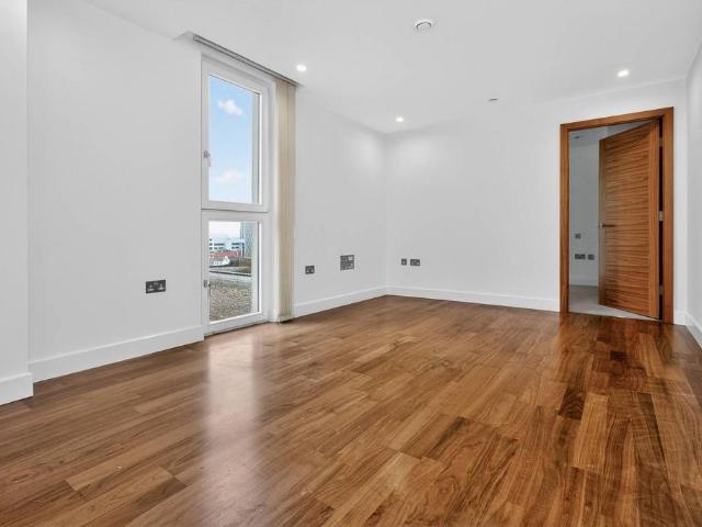 Apartment for rent in Cardiff City Centre, Cardiff