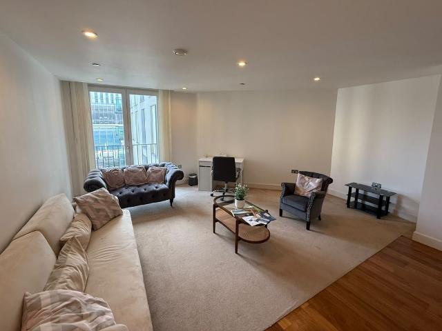 Apartment for rent in Cardiff City Centre, Cardiff