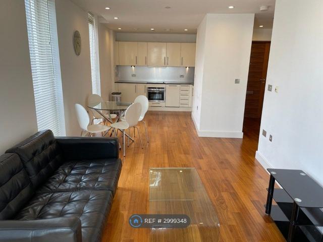Apartment for rent in City Centre, Falcon Lodge