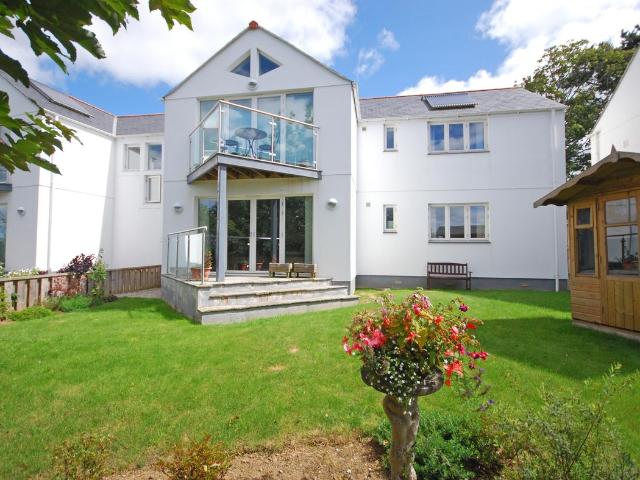 Apartment for rent in Truru, Truro