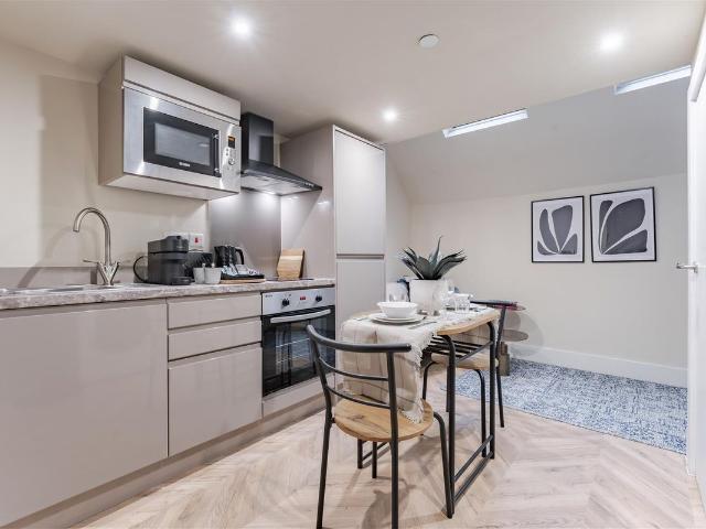 Apartment for rent in Woodhouse, West Yorkshire