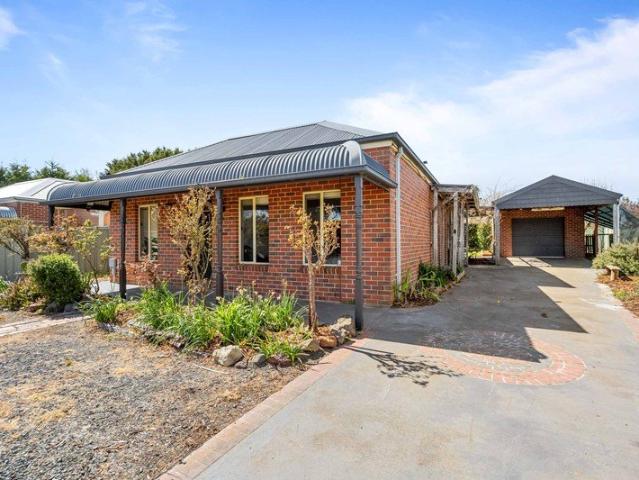 House for sale in Ballan