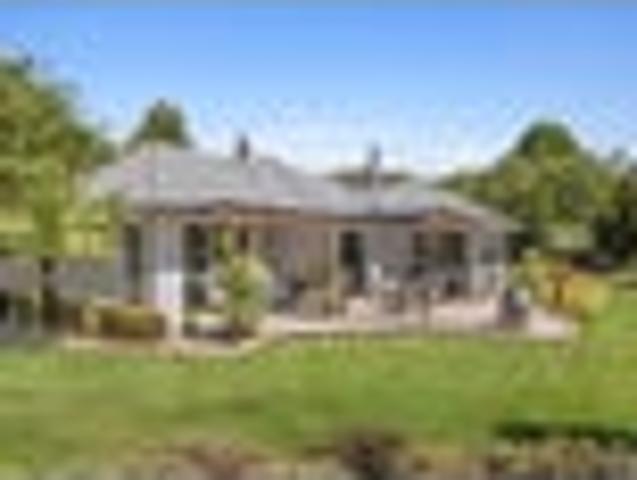 House for sale in Otakou