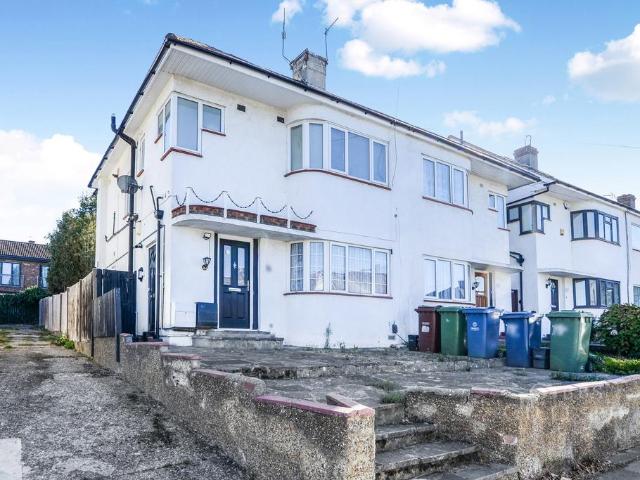 Apartment for rent in London Borough of Harrow, Greater London
