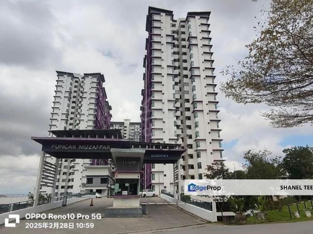 Condominium for sale in Malaka