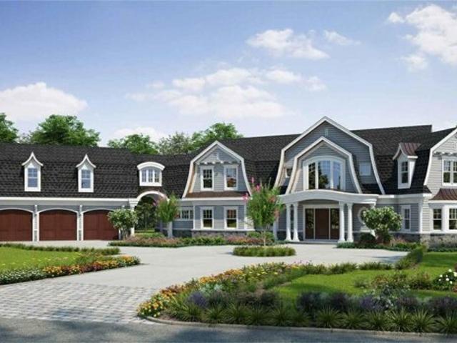 House for sale in East Islip