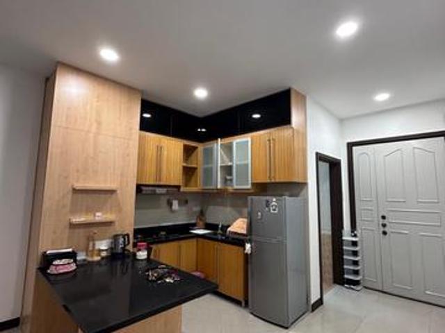 Serviced Residence for sale in Seri Kembangan, Selangor