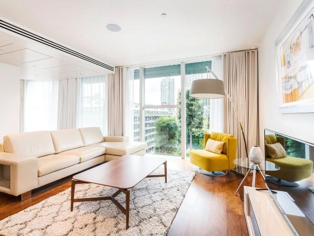 Apartment for rent in Lyons, Greater London