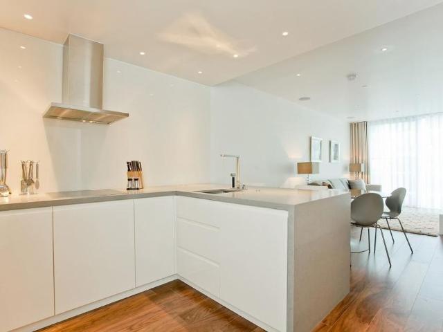 Apartment for rent in Lyons, Greater London