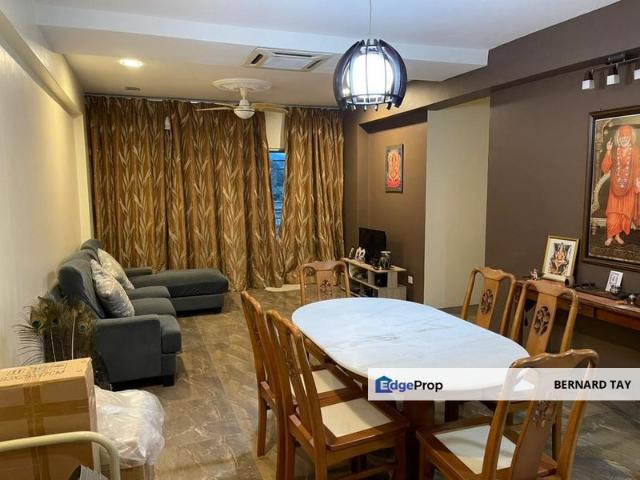 Condominium for sale in Petaling, Subang Jaya