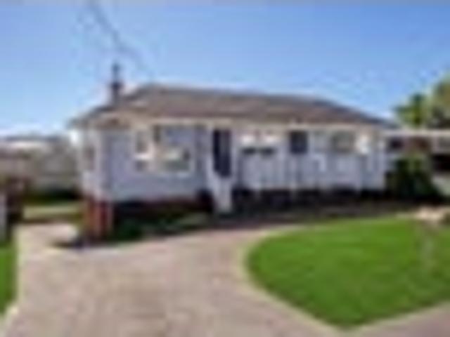 House for sale in Hillsborough, Oroua County