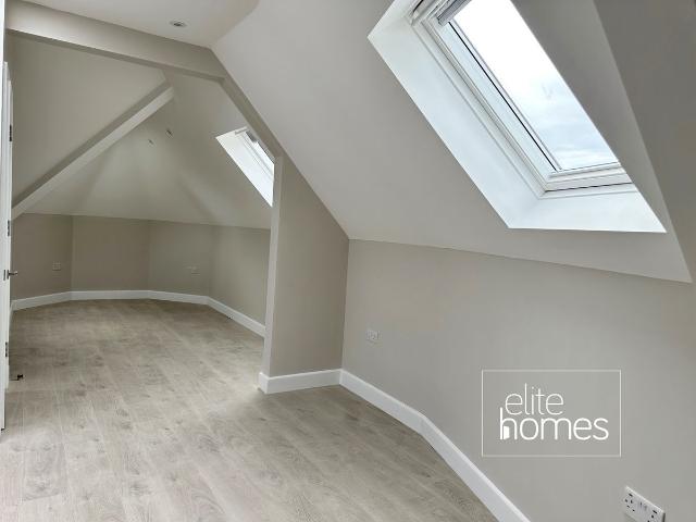 Studio for rent in Beaconsfield, Knotty Green