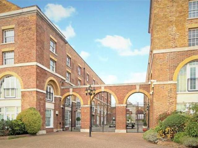 House for rent in Lyons, Greater London