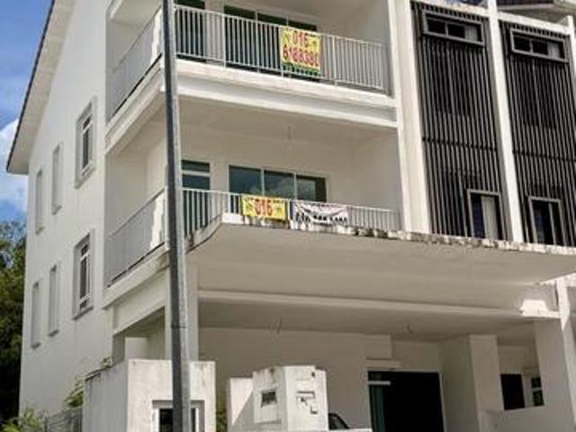 Residential House for sale in Sendayan Village, Negeri Sembilan