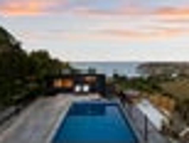 House for sale in Chaslands, Canterbury