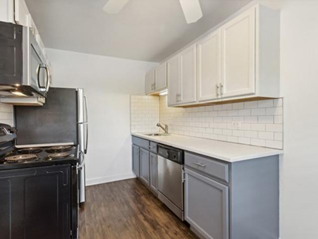 Apartment for rent in Hinsdale