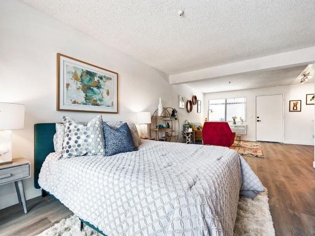 Apartment for rent in Long Beach, California