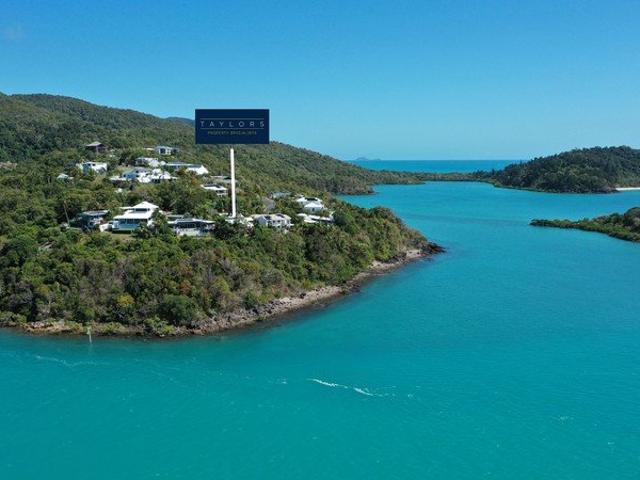 House for sale in Shute Harbour