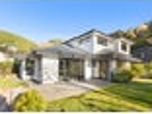 House for sale in Chaslands, Canterbury