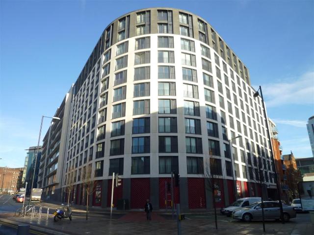 Studio for rent in City Centre, Georgia
